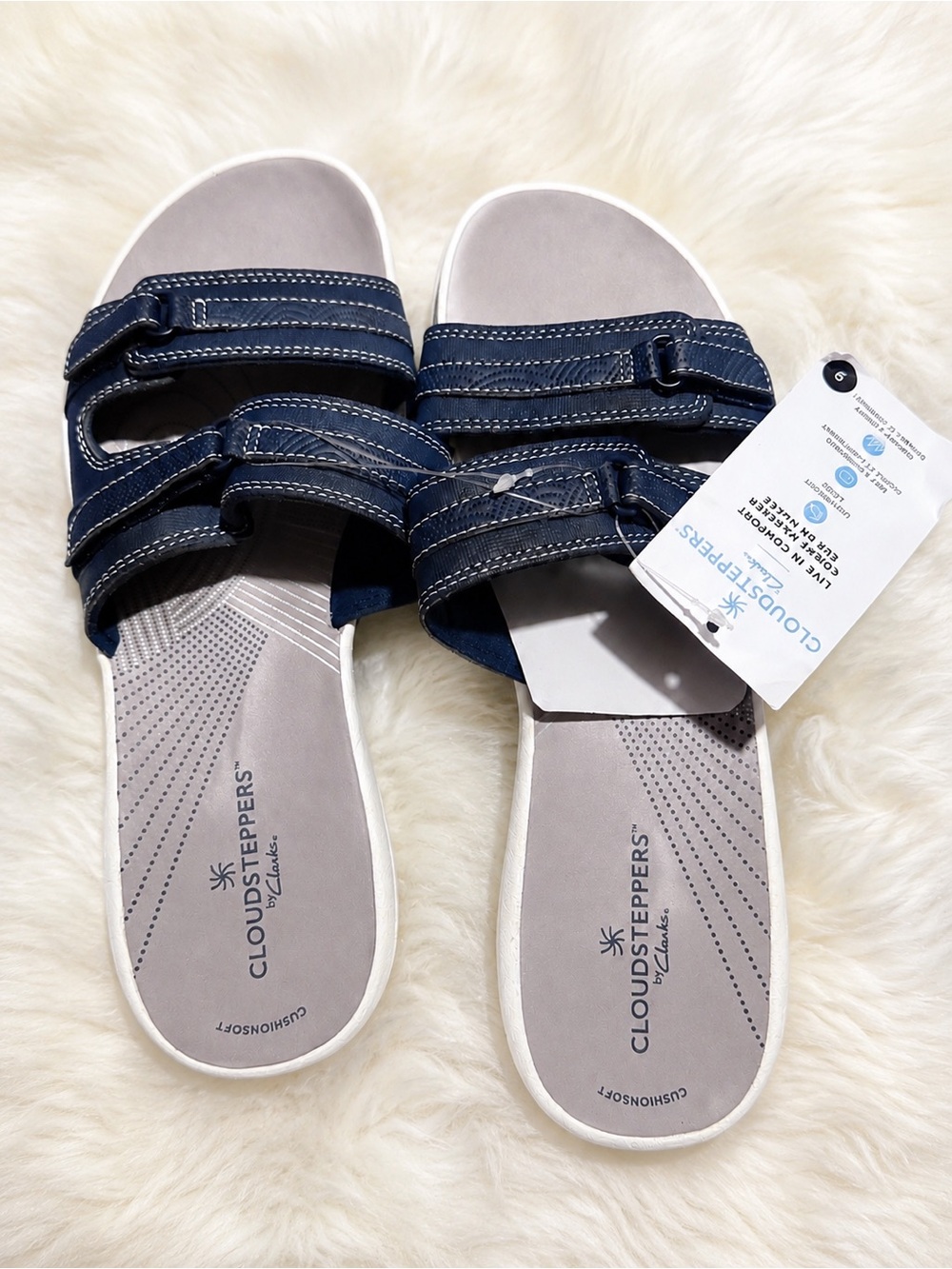 Clarks
Women's Cloudsteppers Breeze Piper Comfort Slides
